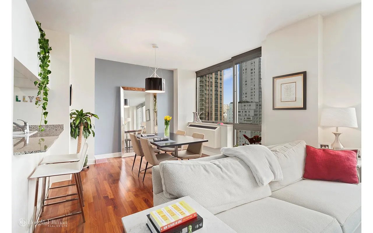 1965 Broadway #16G