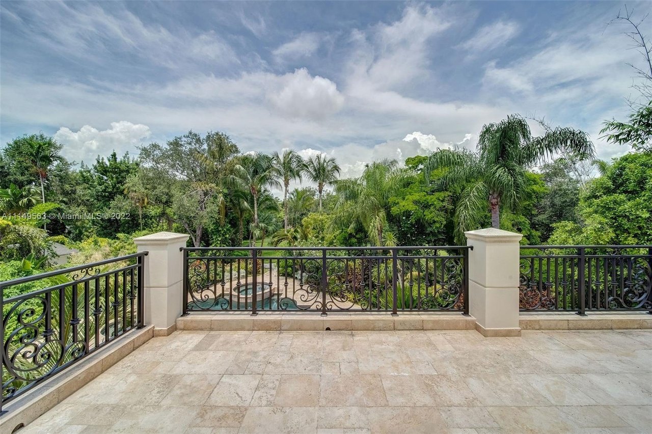 6400 SW 72nd Ct