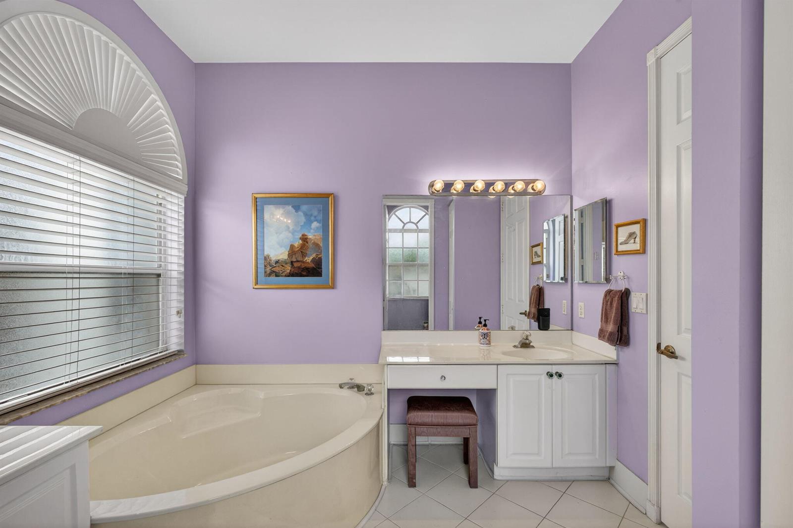 2085 Chagall Circle