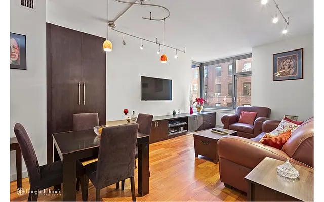 100 Jay Street Unit: 5B