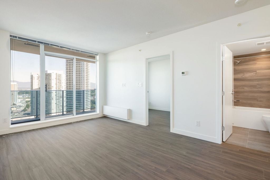 13615 Fraser Hwy, #2508