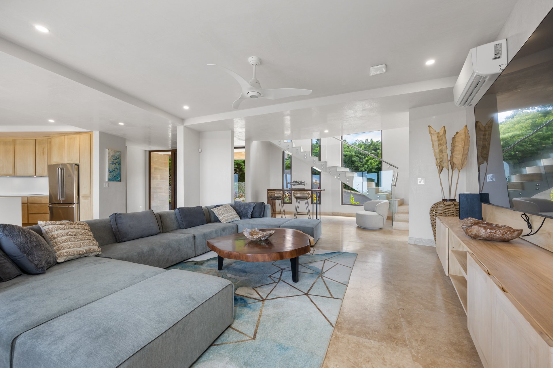 Casa Manta Ray | Indulge in Luxury with Stunning Flamingo Beach Views!