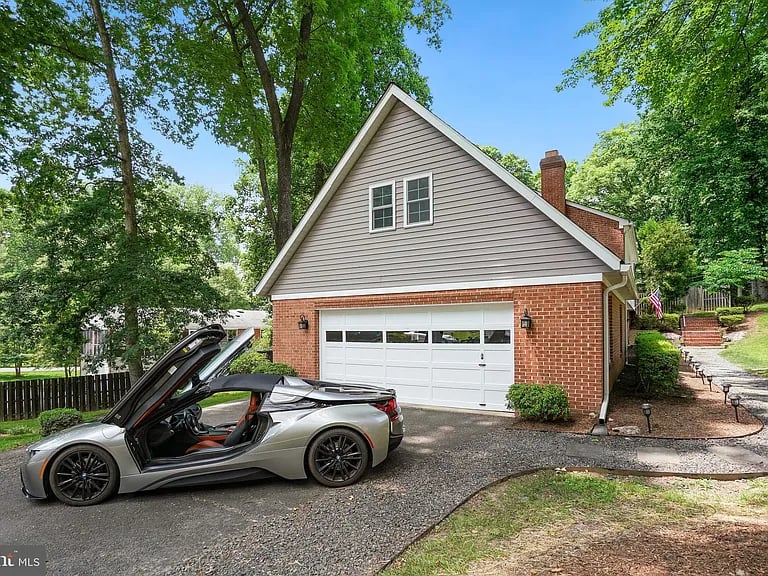 3324 Parkside Ter