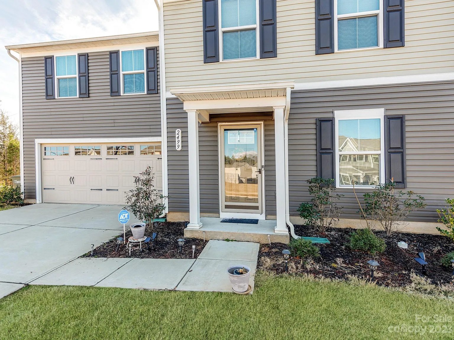 2499 Willow Pond Ln SE
