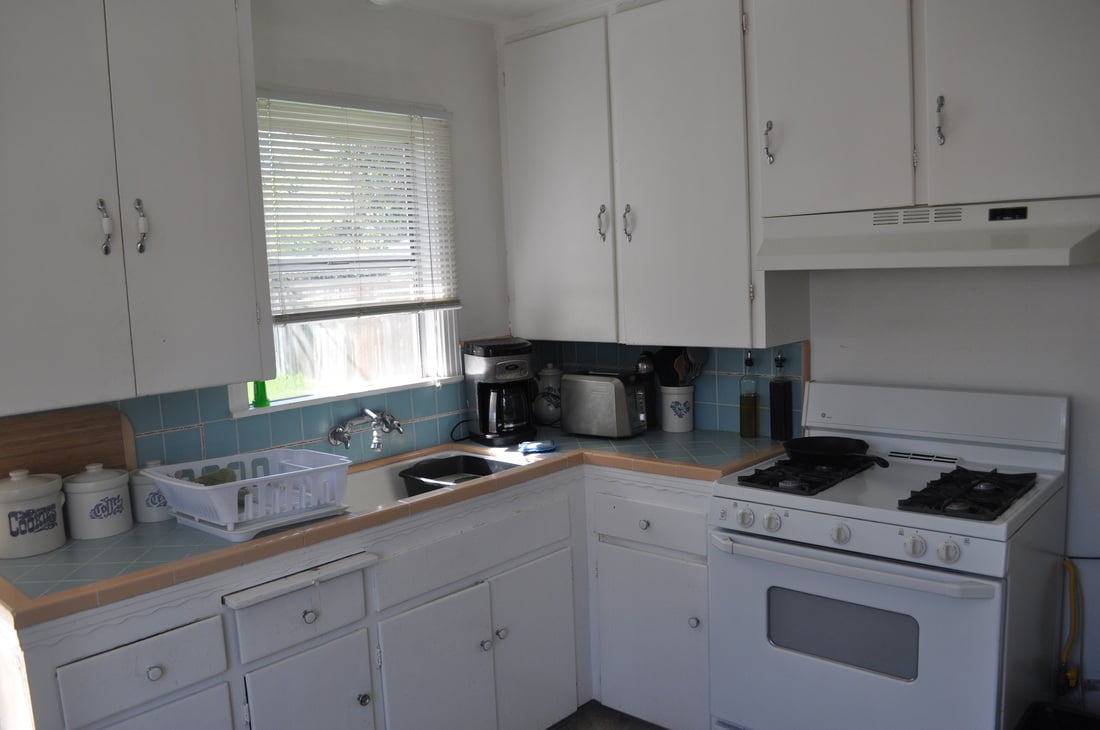 Duplex for Sale on Arden Way, Right on The Border of Arden Park!