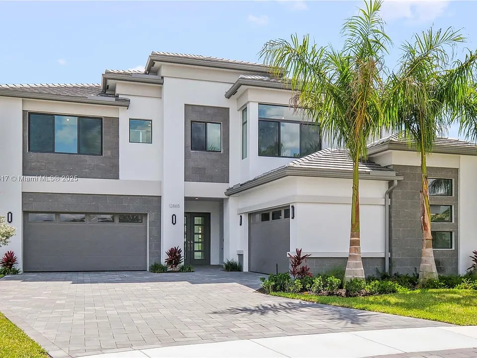 12865 Wingspan Ct