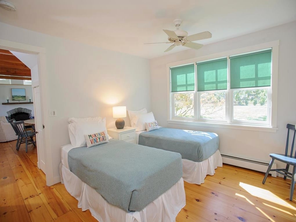 23 Black Point Rd