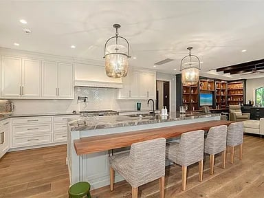 144 N Casey Key Rd