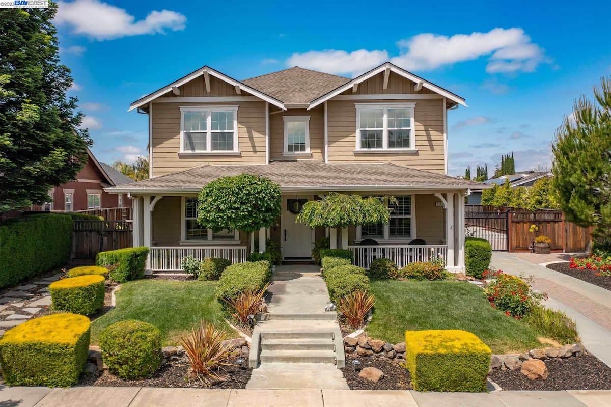  2563 Kellogg Loop, Livermore, CA