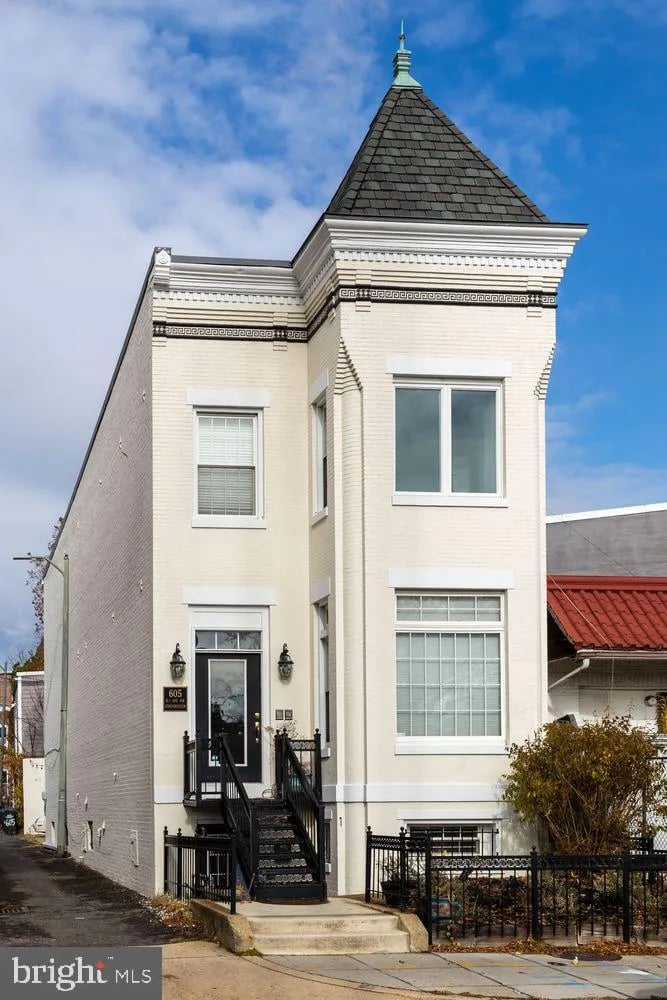 605 Rhode Island Ave NW, Unit 1