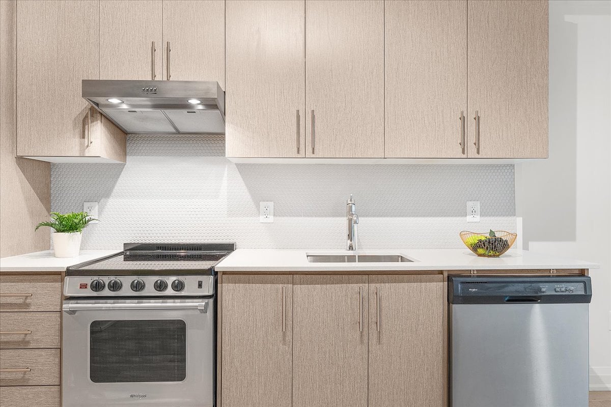 212 King William Street Unit: 513