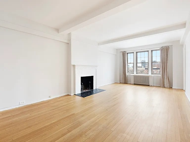 45 Christopher St APT 8F