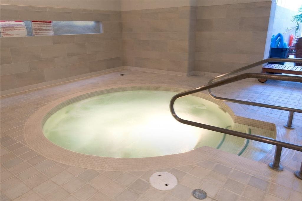 638 Beach Cres, #1805