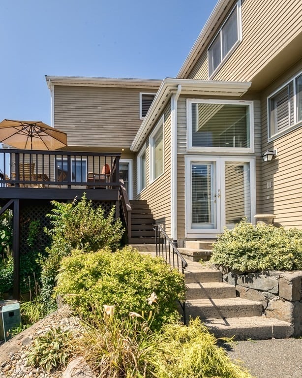 12 Brittania Cir, Unit 12