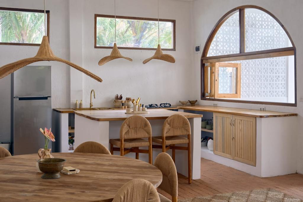 Casa Stella Mandiri Beach Krui for Sale