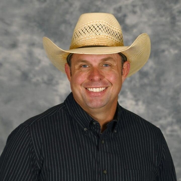 Robert Tvrdik Eureka Springs, AR Real Estate Agent Headshot