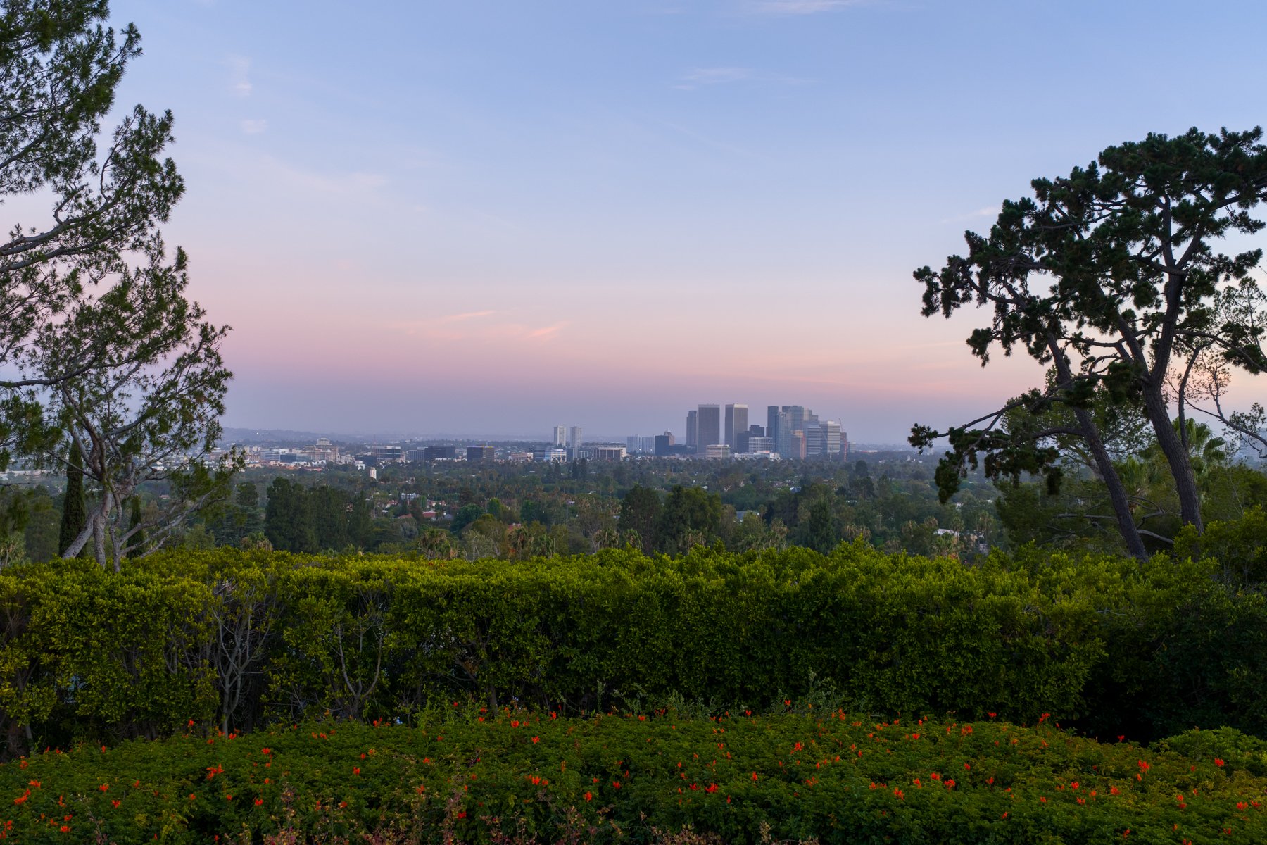 1122 La Altura Rd, Beverly Hills