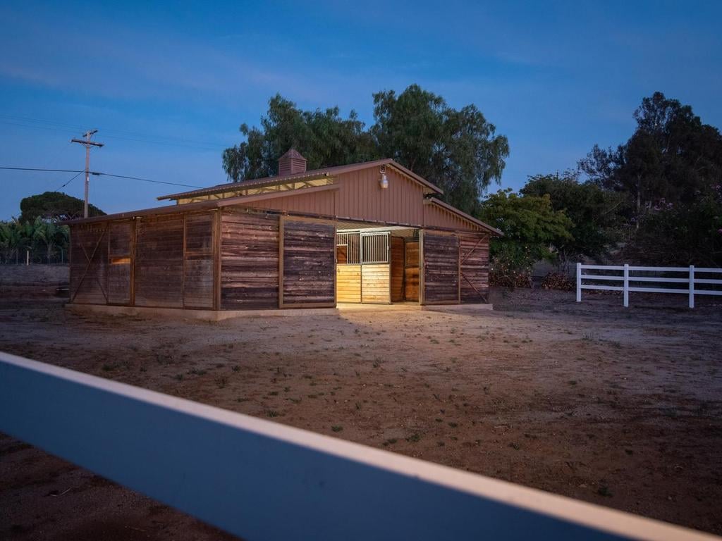 Bonsall Equestrian Estate | 2.5 Acres, Four-Stall Barn & Custom Country Living
