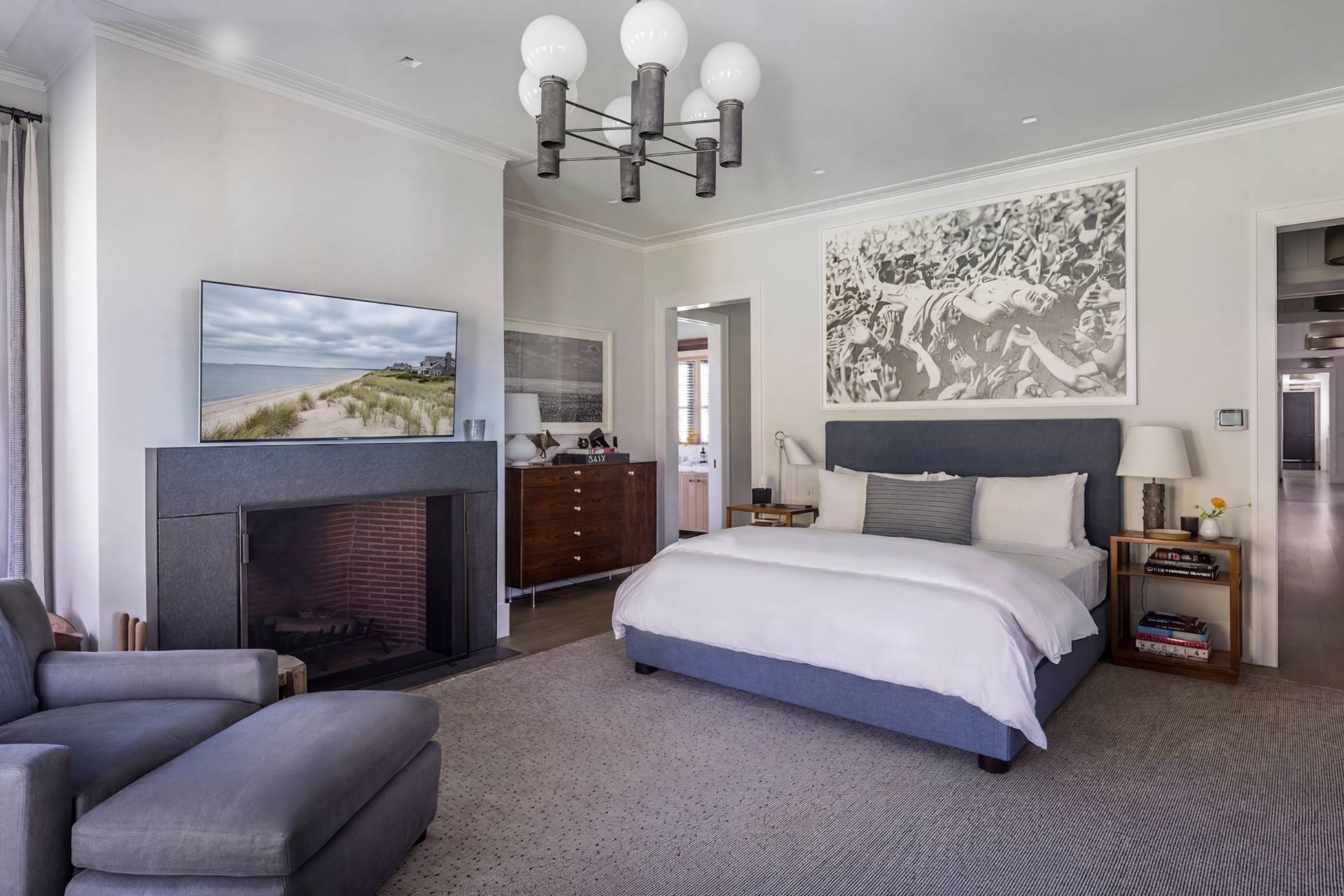 12 Two Trees Lane, Bridgehampton