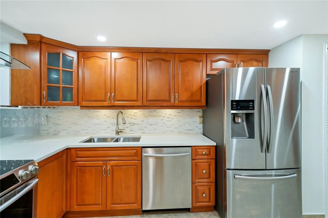 933 Cypress Grove Dr