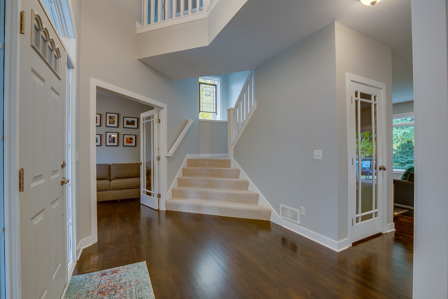 Renovated 2-Story, Walkable to Downtown Wayzata