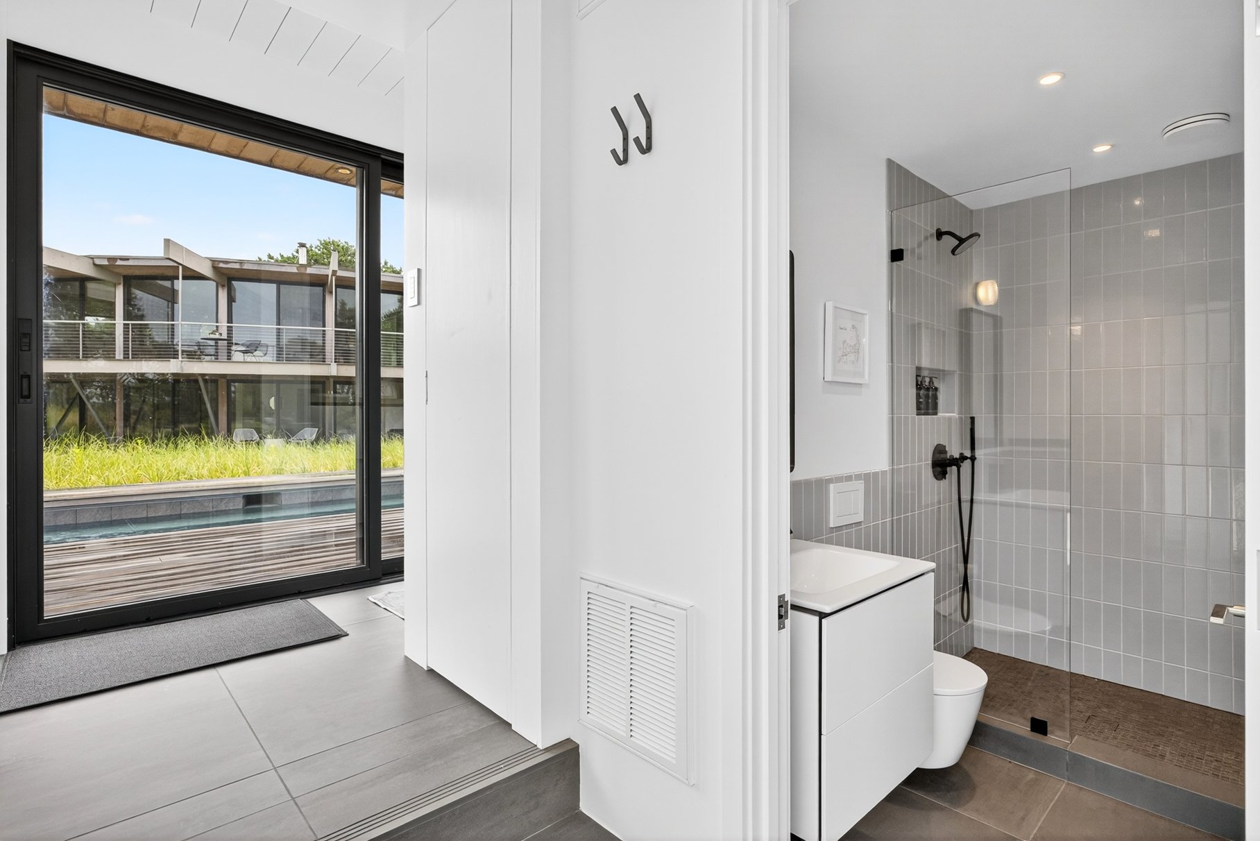 Cape Cod Modernist Masterpiece