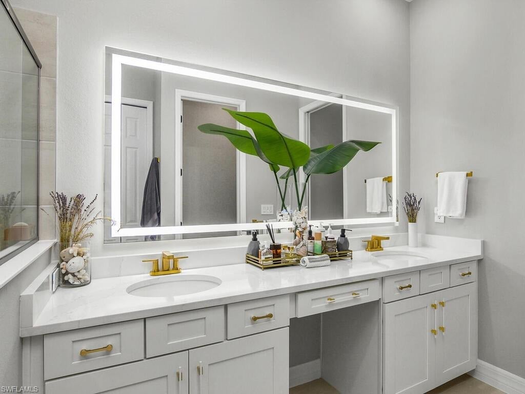 13543 Blue Bay Cir