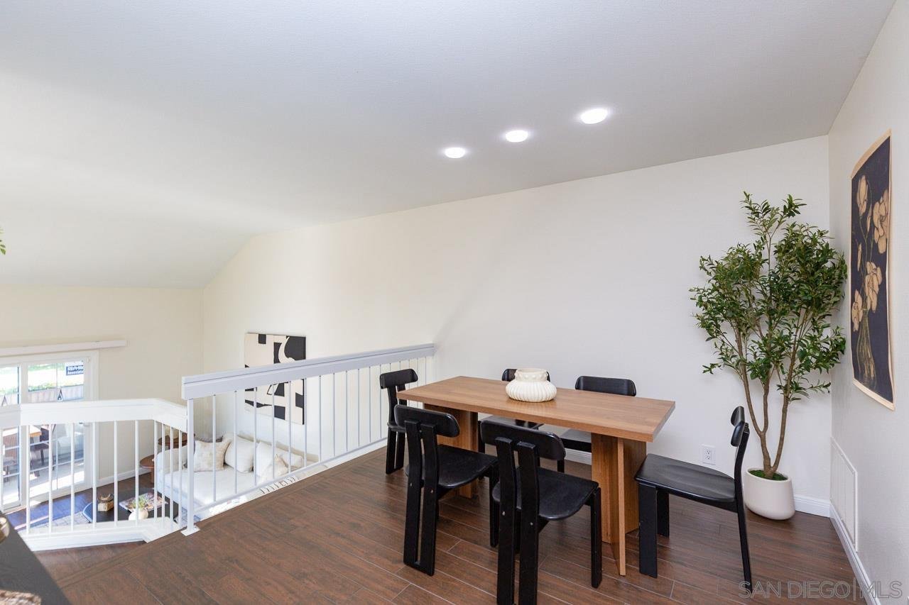 2953 Old Bridgeport Way, San Diego, CA 92111