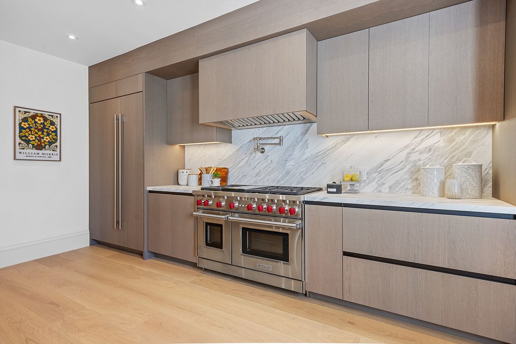 785 3rd Avenue · Photo 38