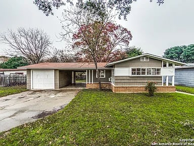 110 Timberlane Dr