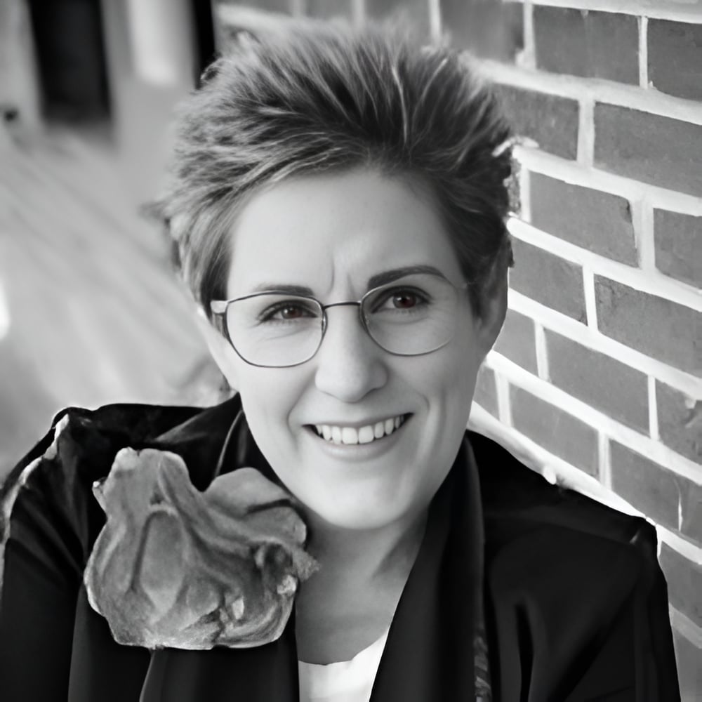 Lori Zimmerman Camp Hill, PA Real Estate Agent Headshot