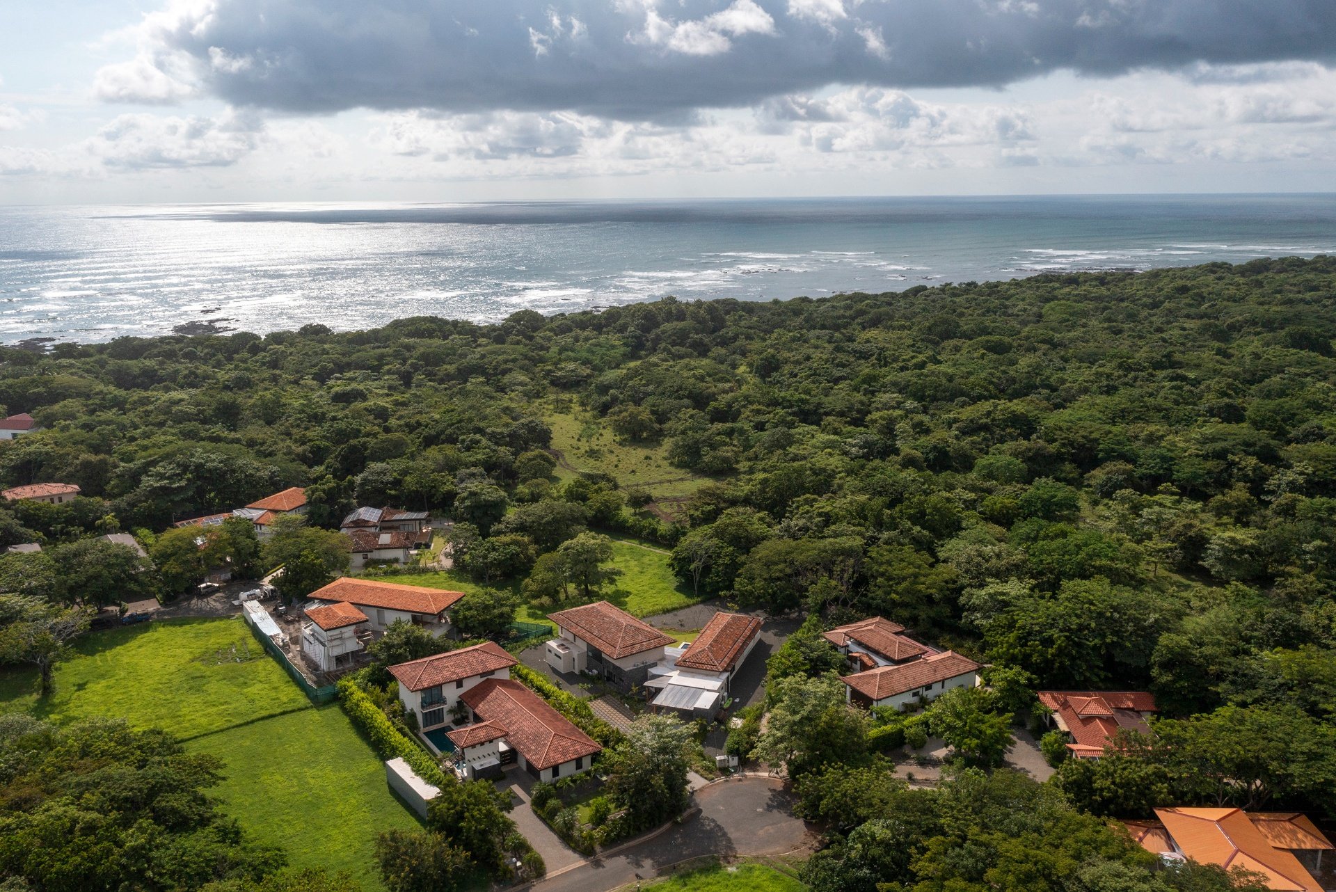 Casa Roacamar:  A Modern Coastal Sanctuary Steps from Playa Bonita