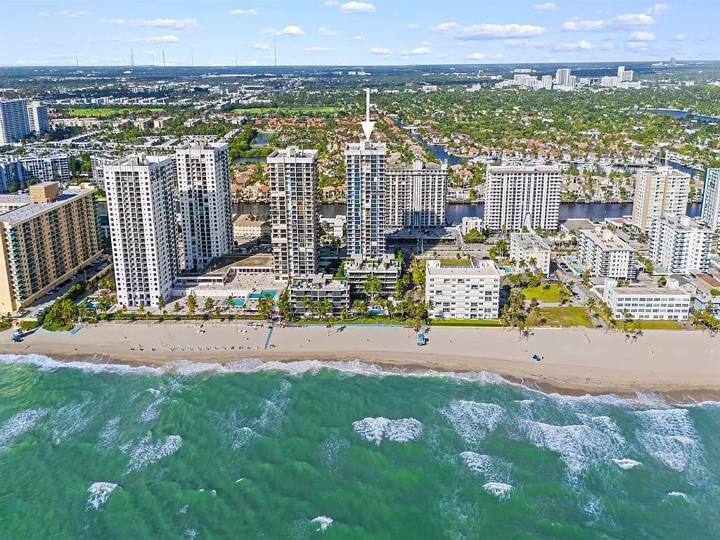 2101 S Ocean Drive 801