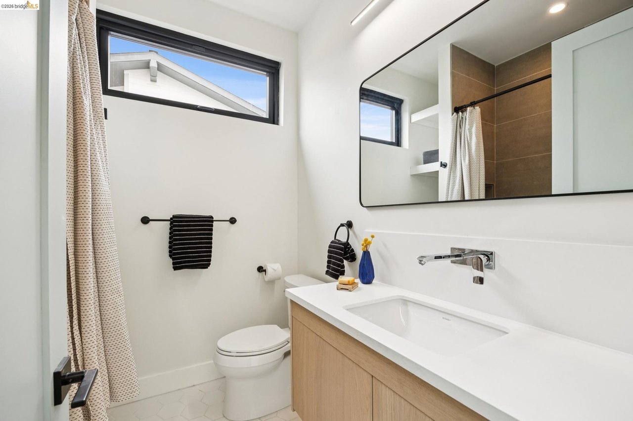 1517 Fairview St, Berkeley