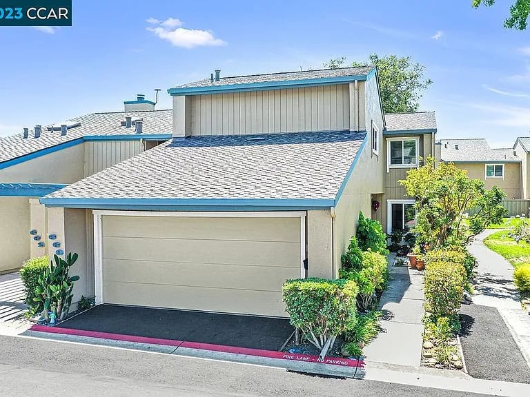 660 Scorpio Ln