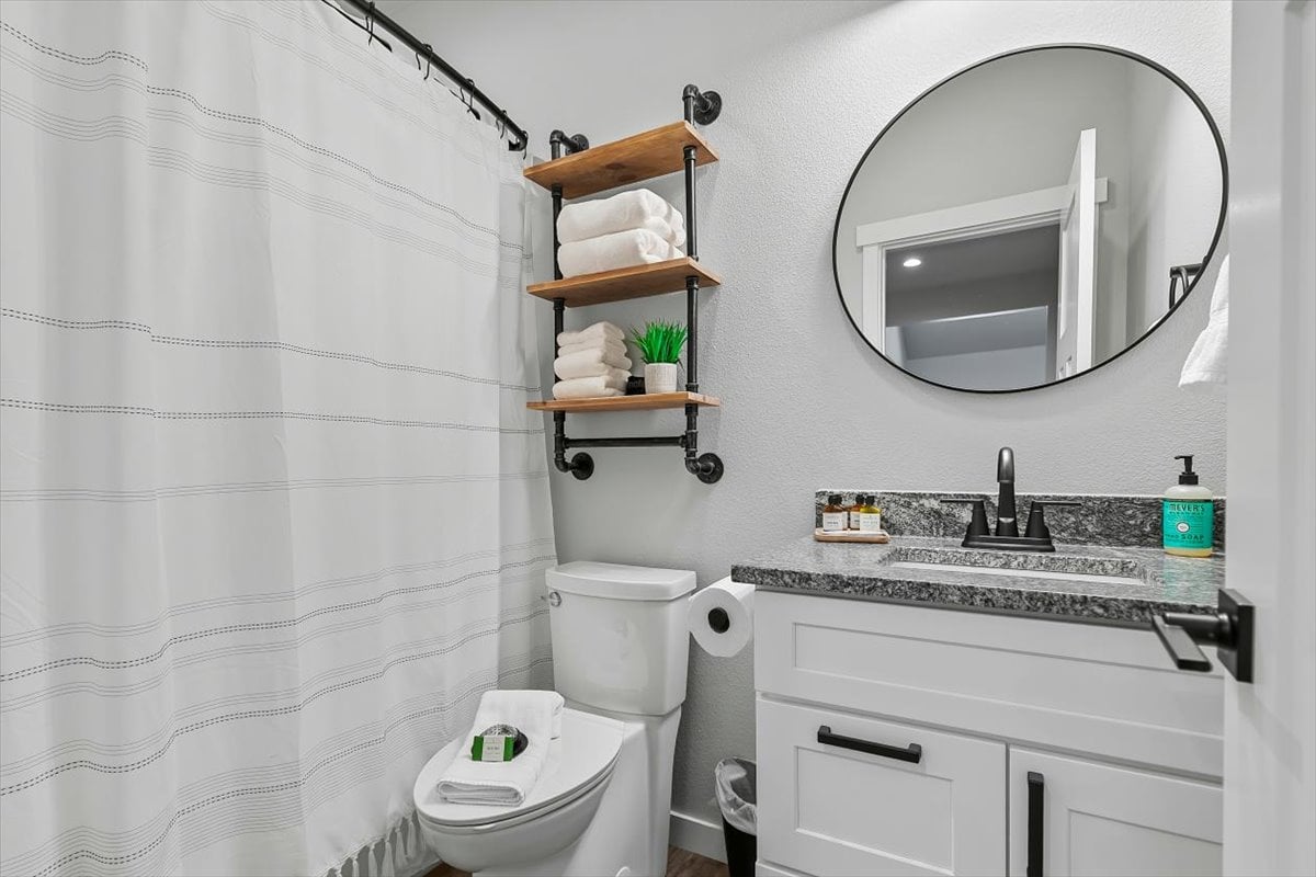 11- Unit Boutique Short Term Rental