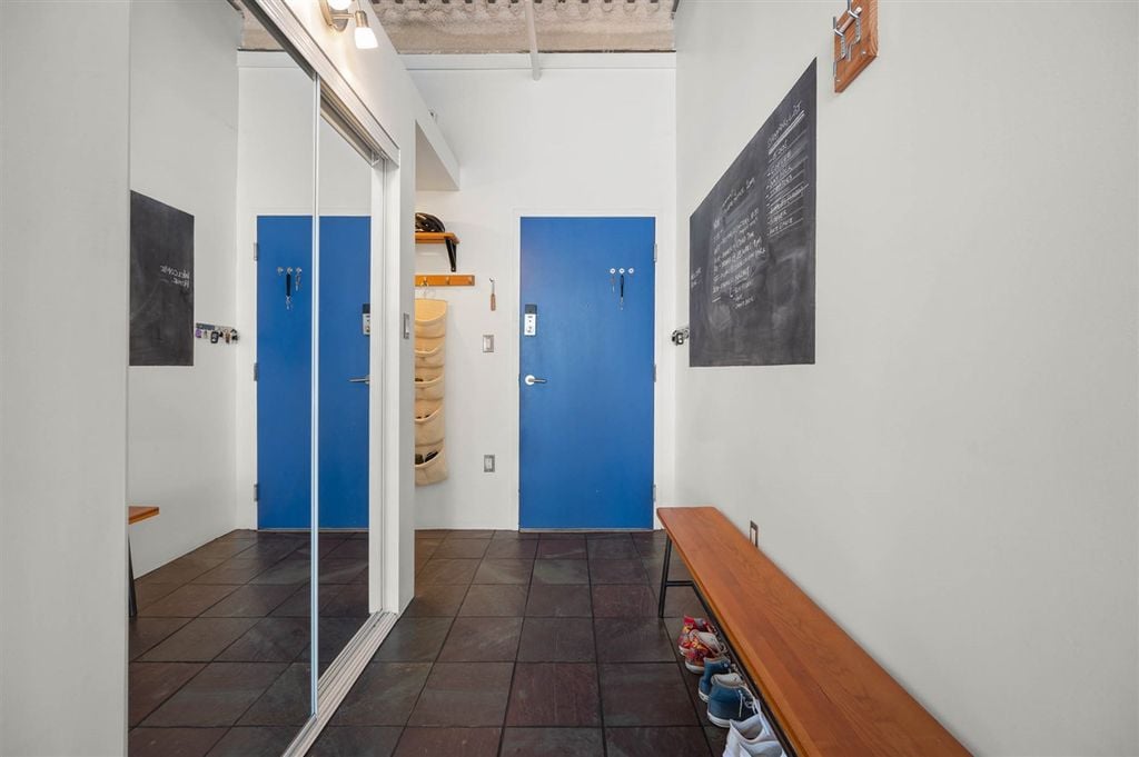 272 E 4th Ave, #305