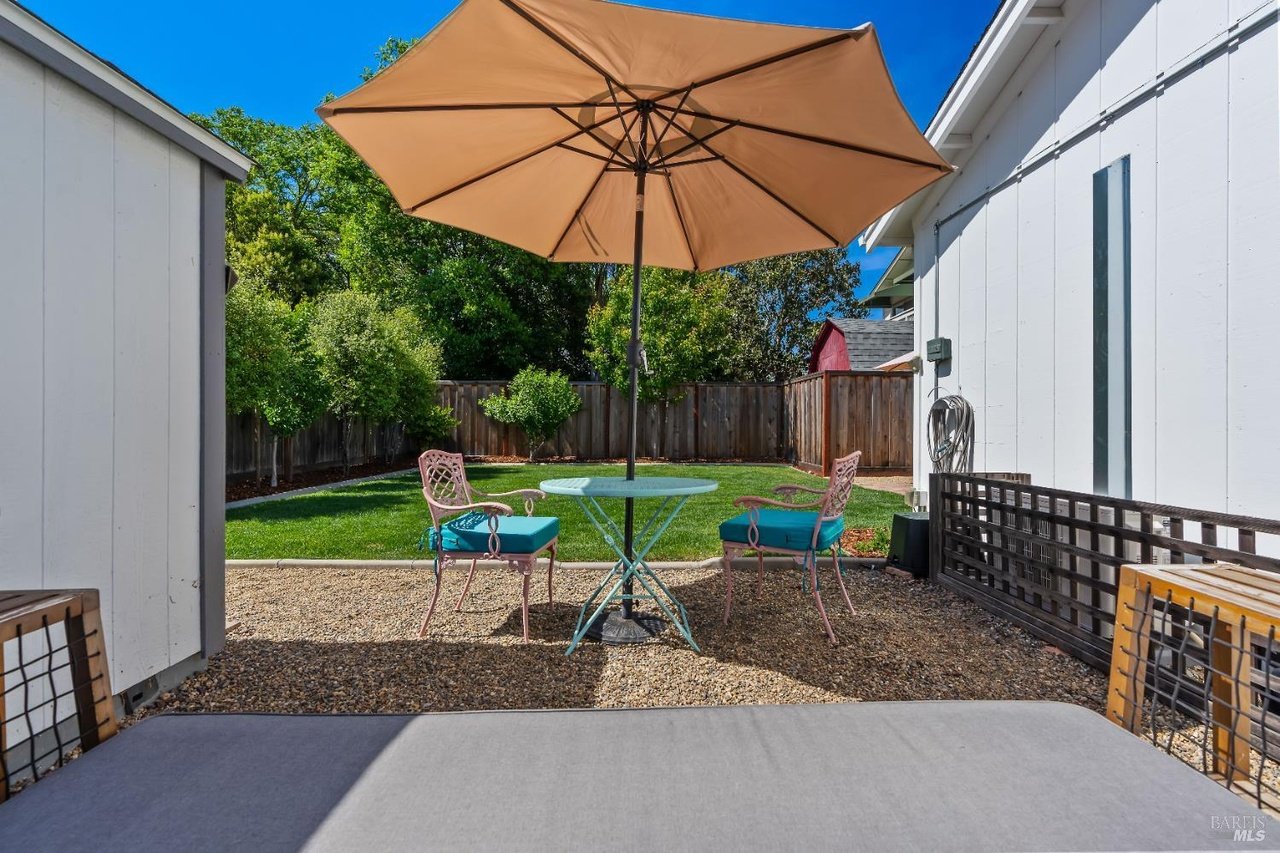 2387 Yajome St