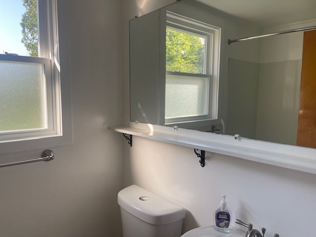 25 Fluker St, Thomaston ME