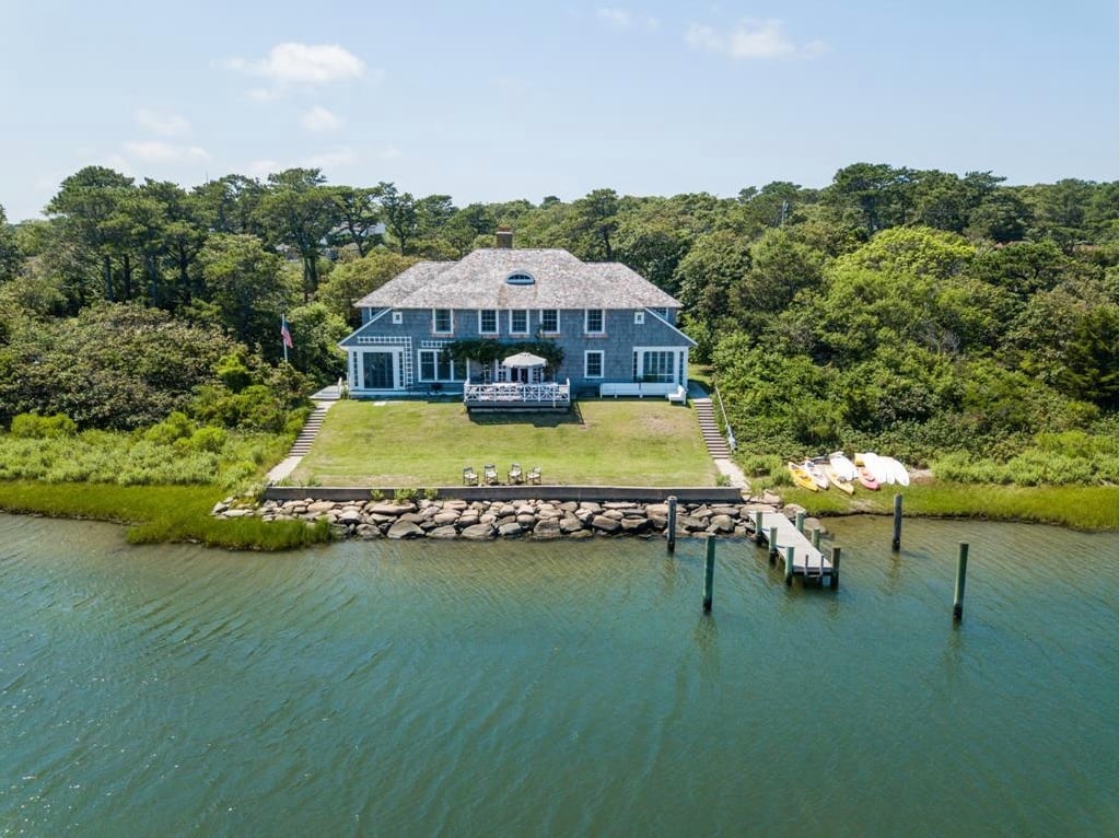 262 Seaview Ave