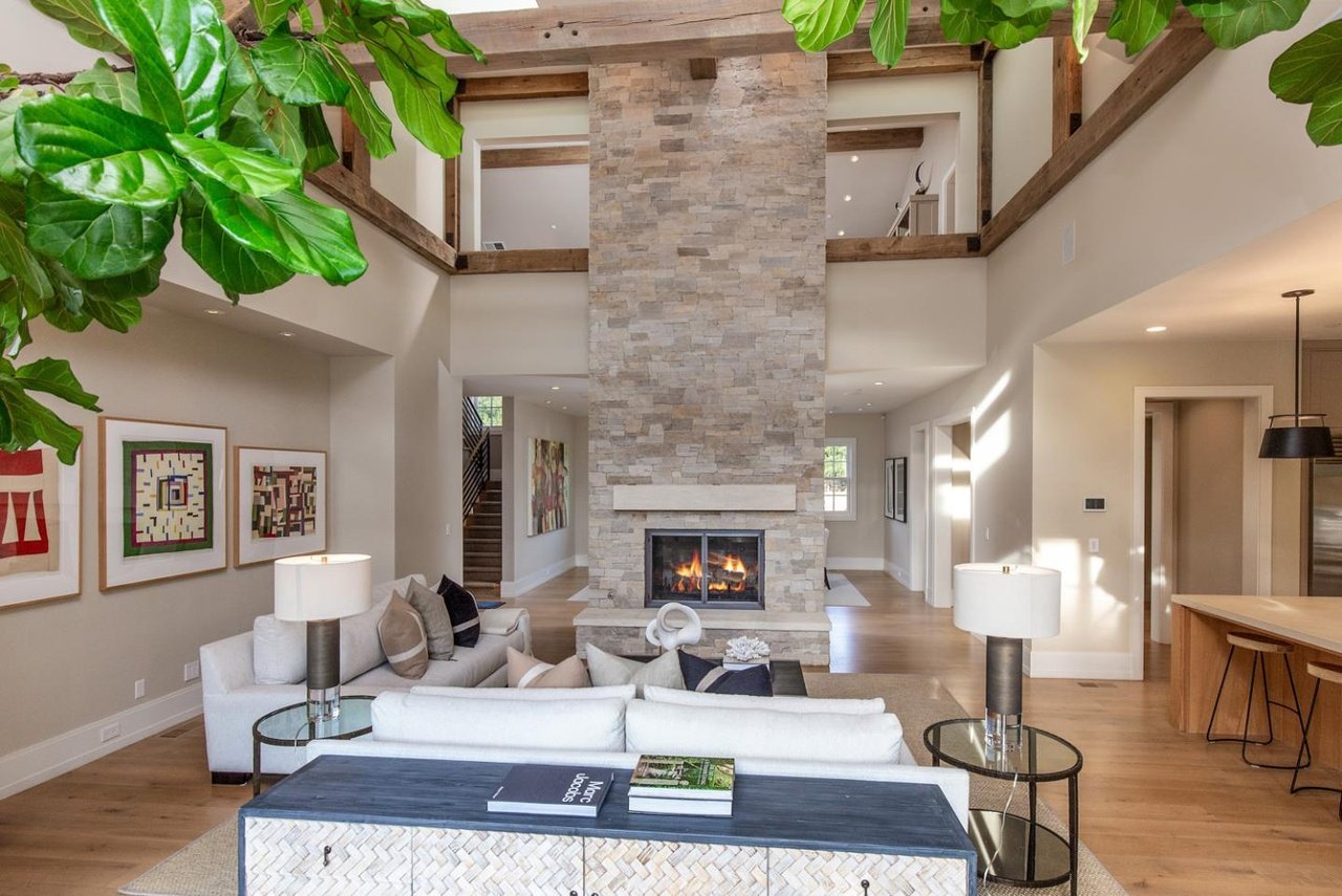 140 Olive Hill Ln