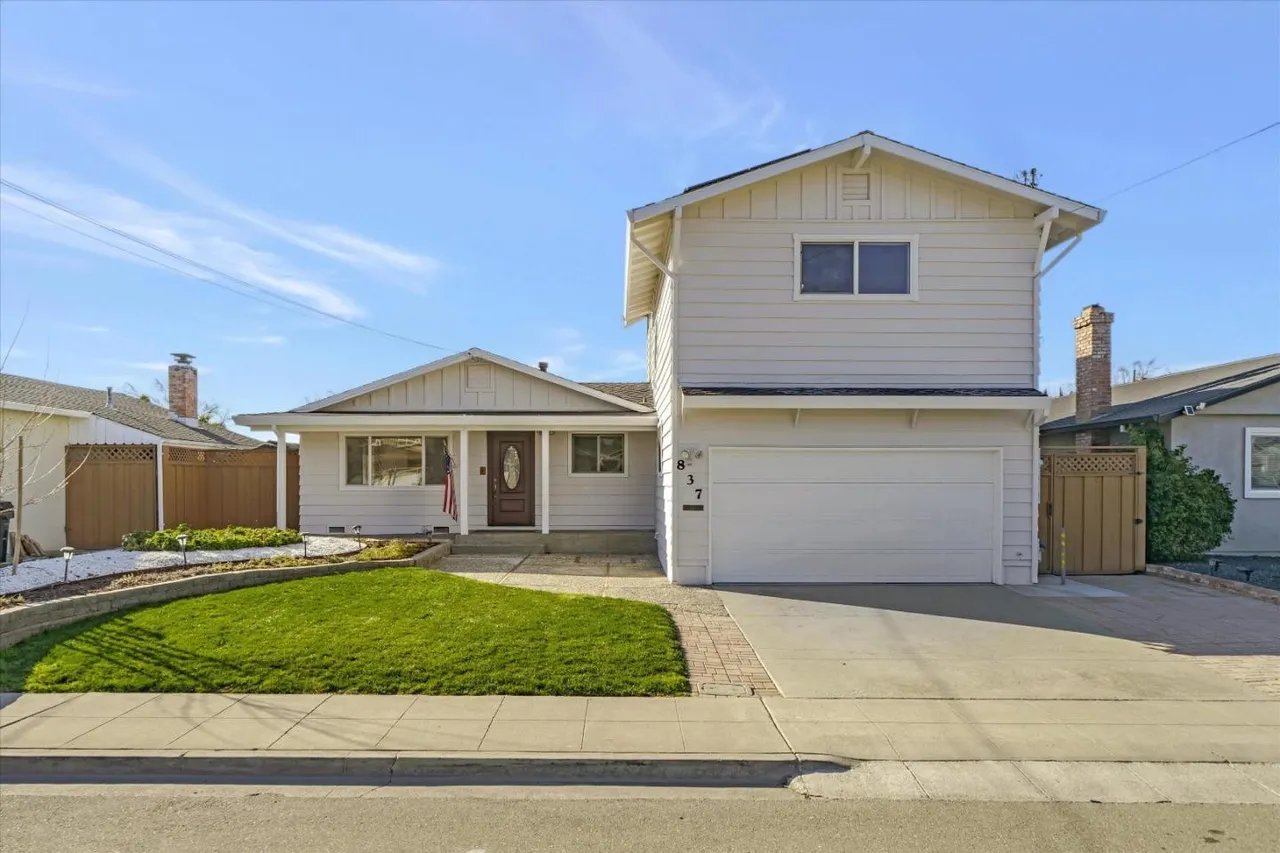 837 Arbor Ct