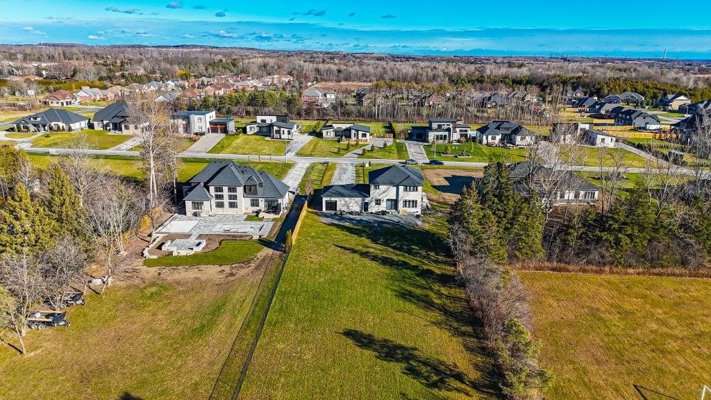 79 Charles Tilley Cres
