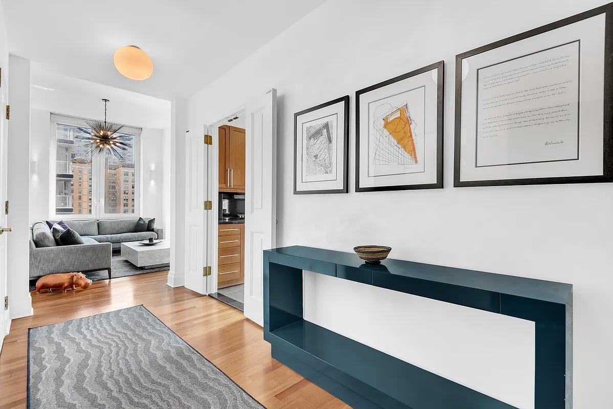 300 East 77th Street 10D