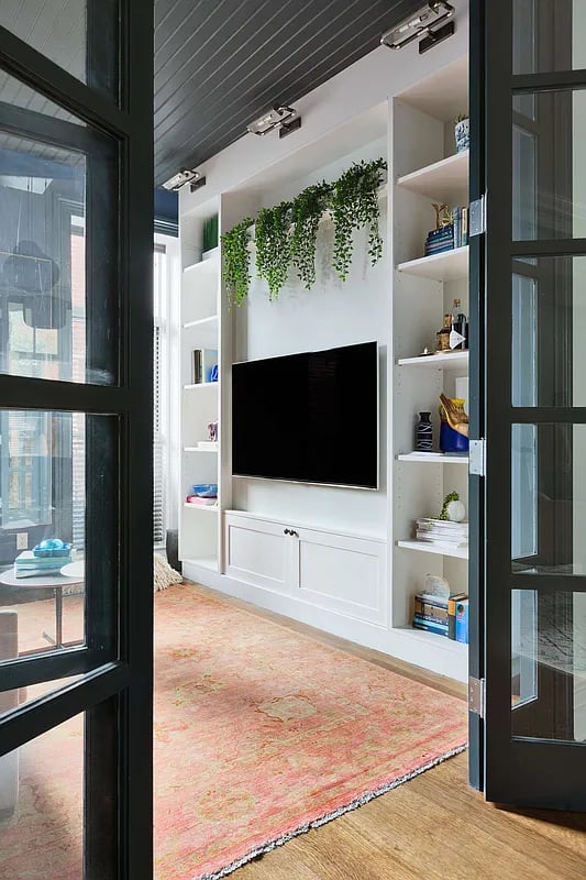 208 West 11th Street 