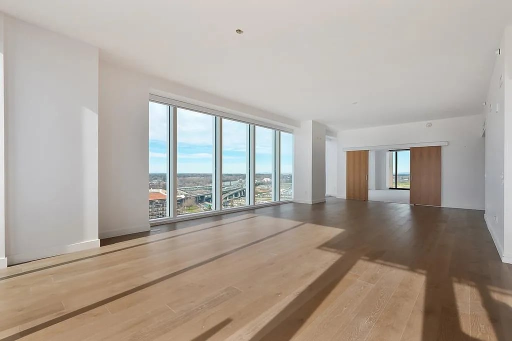 500 J St #1701