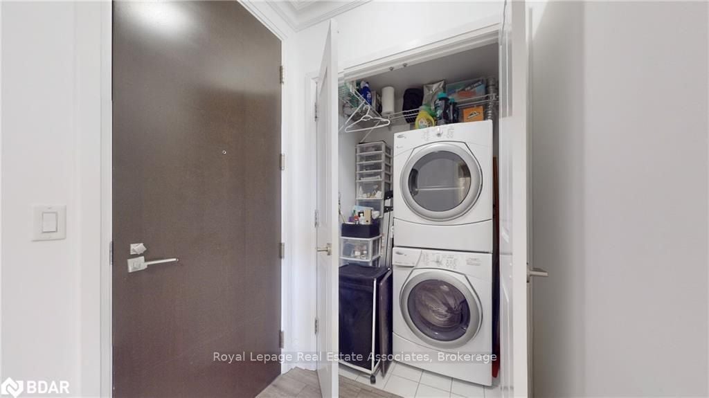 PH IN NORTH YORK'S MOST DESIRABLE NEIGHBOURHOODS