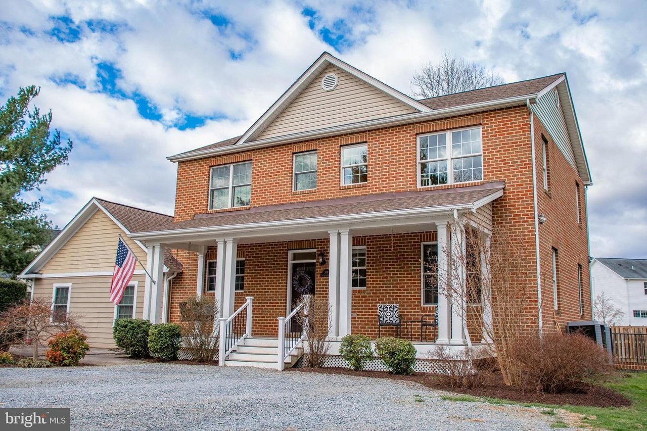 104 Roseville Ct
