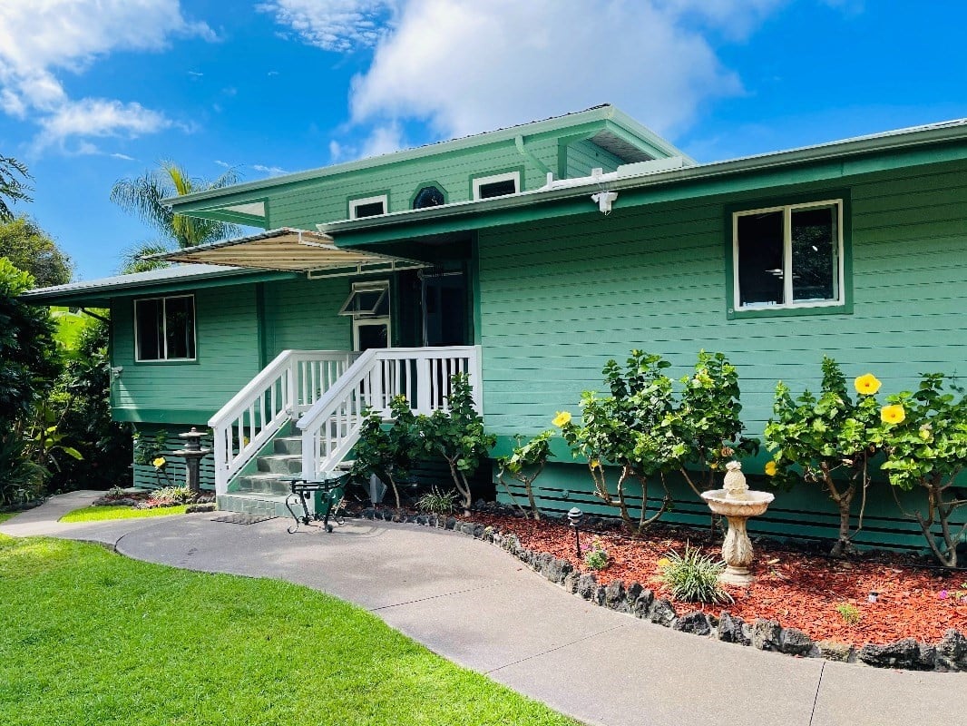 82-770 KAMAKANI STREET