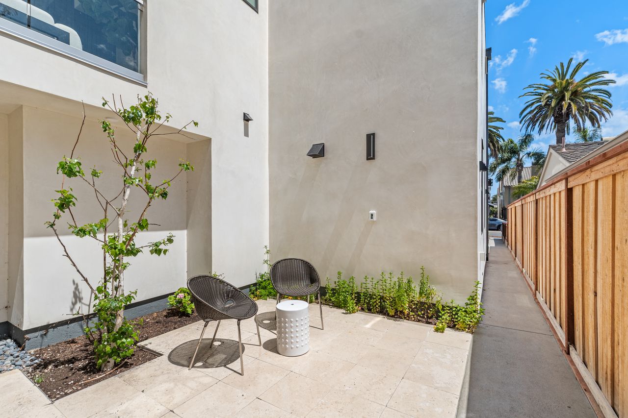 507 .5 Marguerite Avenue
